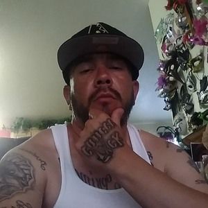 Meet your Posher, Cesar